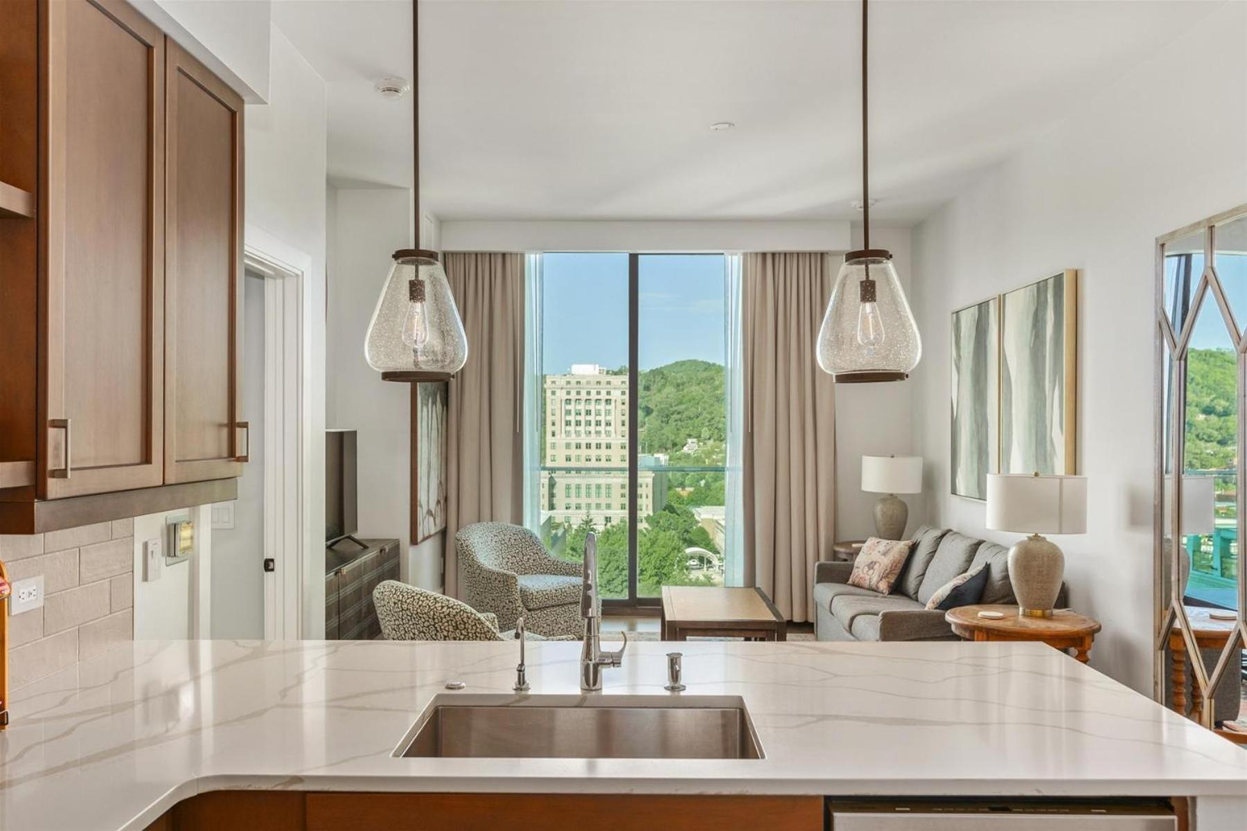 The Views Over Pack Square Asheville Exterior photo